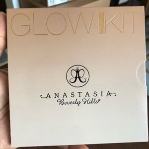 Anastasia Beverly Hills Glowkit ThatGlow